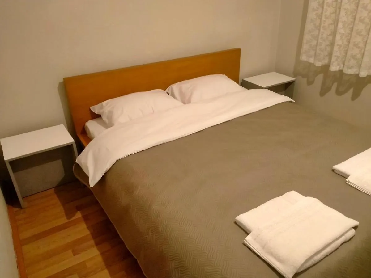 2 Bedrooms Central Area Located Appartment 1Floor Istanbul Turkey