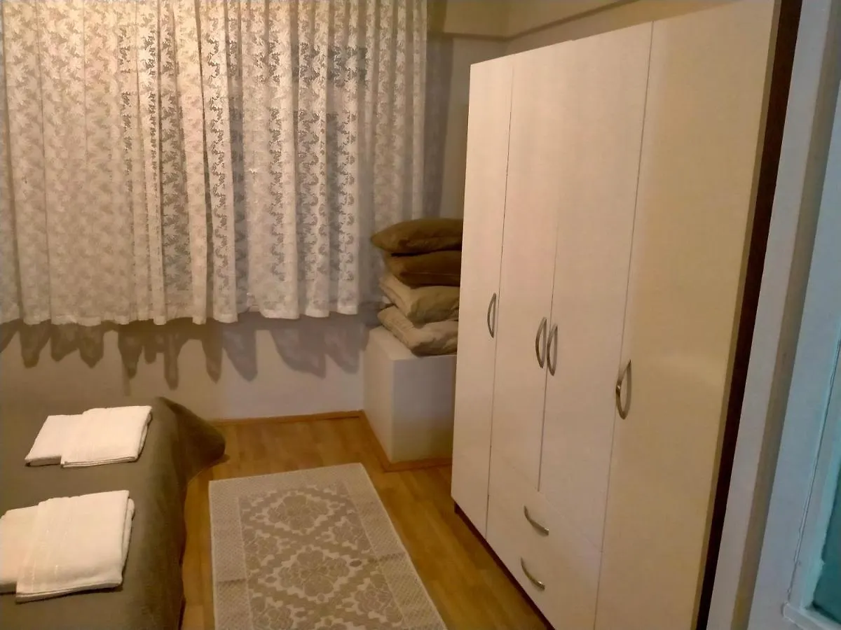 Apartment 2 Bedrooms Central Area Located Appartment 1Floor Istanbul