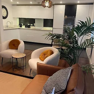  Apartment Superior Cambridge 2 Bed Inc King Bed United Kingdom